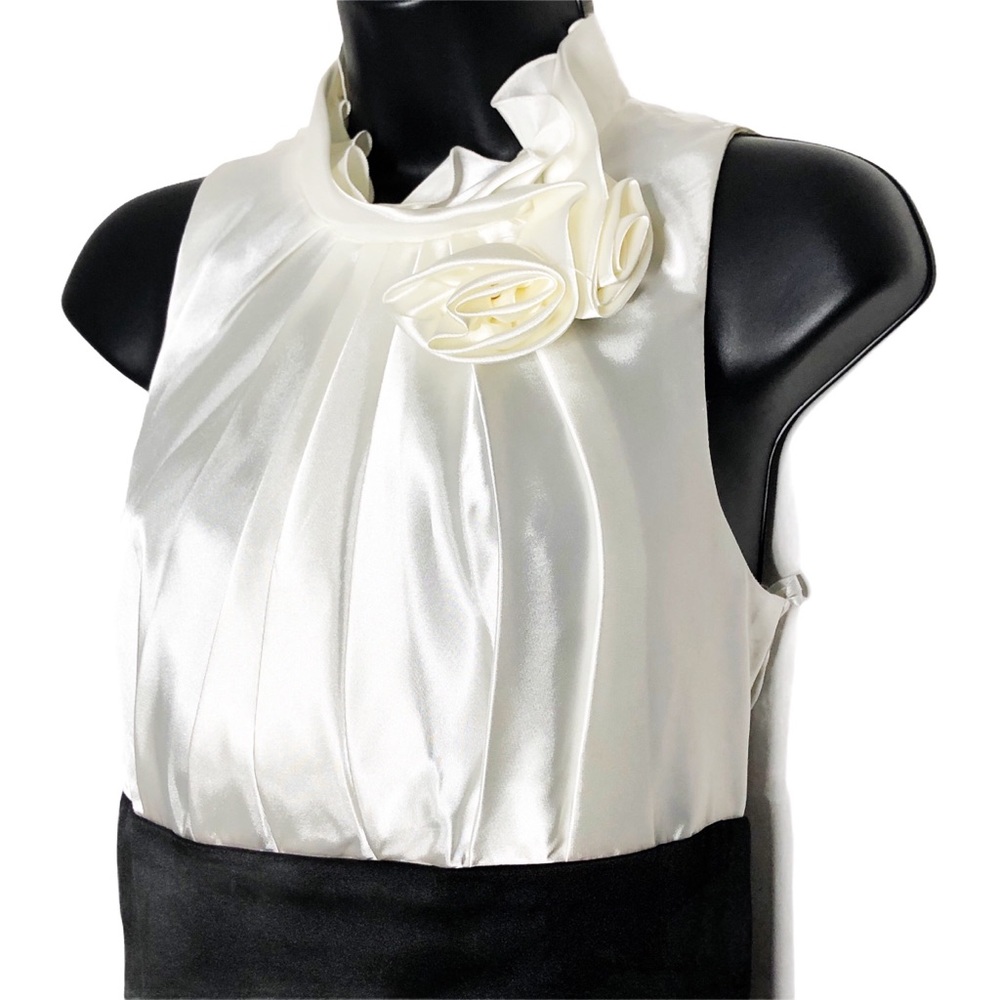 NIGHTWAY sleeveless satin cocktail dress | 10 - Picture 3 of 7